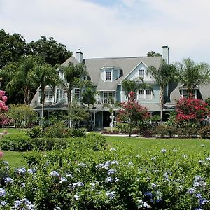 Heron Cay Lakeview Bed & Breakfast