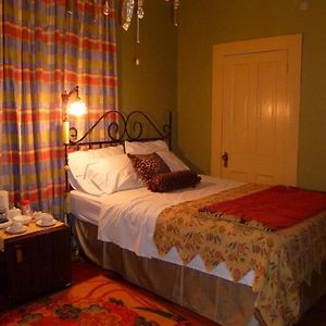 Family Queen Room