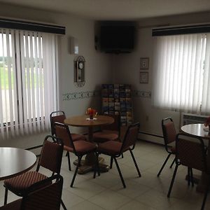 Value Host Motor Inn