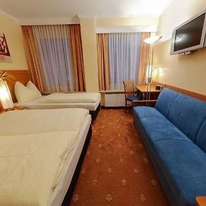 Standard Family King Room