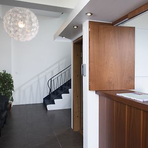Atlantic Apartments And Rooms