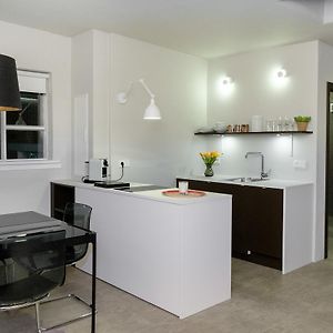 Deluxe King Studio