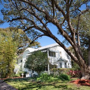 Farnsworth House Bed And Breakfast