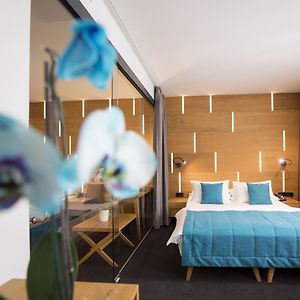 Two-Bedroom King Suite