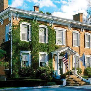 The Cooper Inn