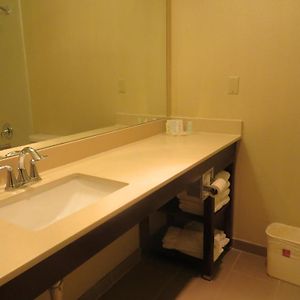 Second Floor King Suite