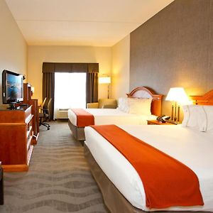 One-Bedroom King Suite Mobility accessible