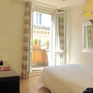 Standard Room with 1 Single Bed