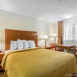 Quality Inn & Suites Bakersfield