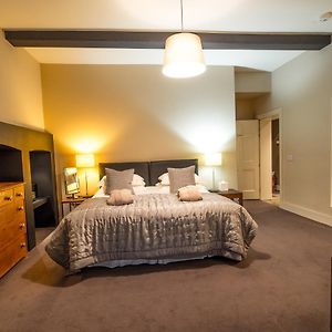 Deluxe Double or Twin Room Garden View
