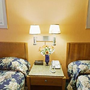 Room Two Double Beds