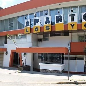 Los Yoses Apartotel