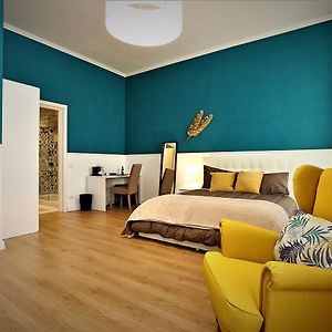 Queen Suite