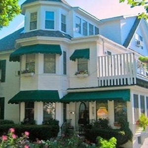 Harbour Towne Inn On The Waterfront