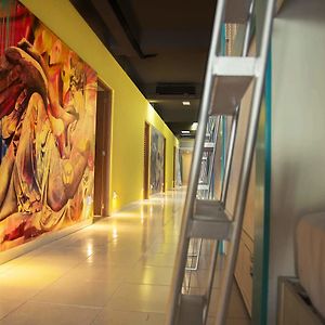 Dormitory Room Mixed