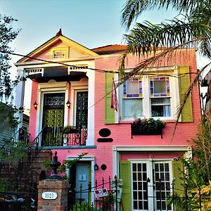 Madame Isabelle'S House