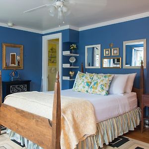 Premium Queen Room