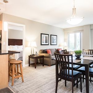 Two-Bedroom King Suite
