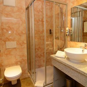 Annex Triple Room