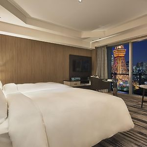 Panoramic King Room