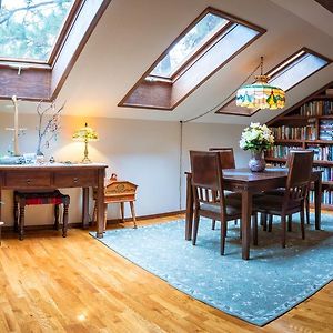 Whispering Pines Inn