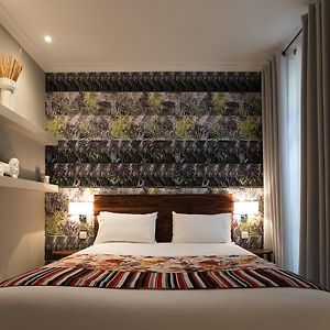 Deluxe Two Room King Suite