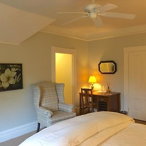 Queen Suite