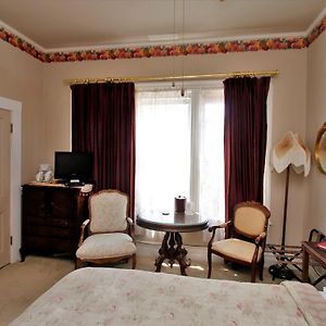 Queen Room Spa Bath