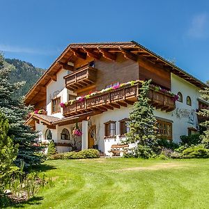 Abendblume (Adults Only)
