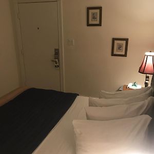 King Room Male only