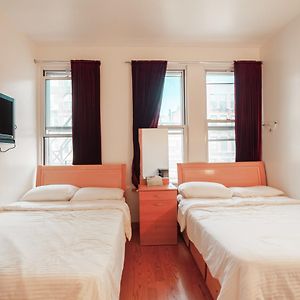 Deluxe  Private Bathroom Quadruple Room