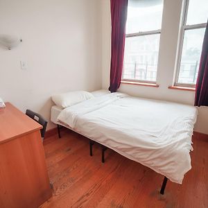 Economy King Room