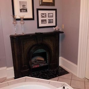 King Room Spa Bath