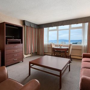 Premium One-Bedroom Suite