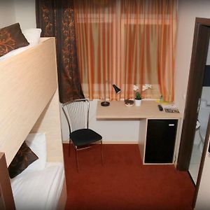 Budget Room