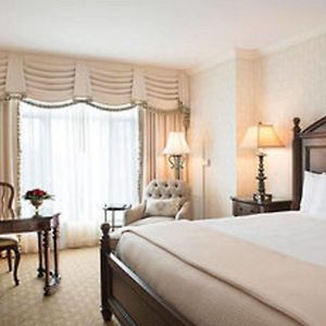 Premier King Room
