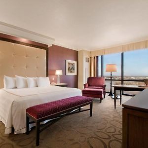 Luxury King Room