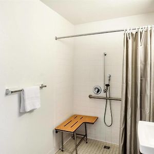 Queen Room Disability Access