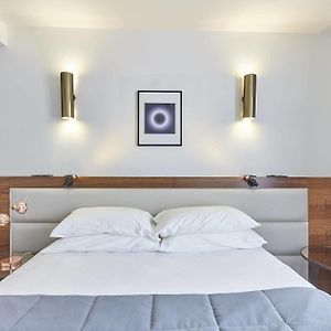 Classic King Room