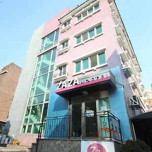 Zaza Backpackers Hostel