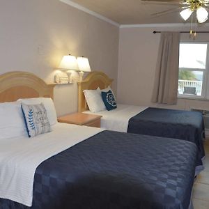 Deluxe Queen Room Two Queen Beds