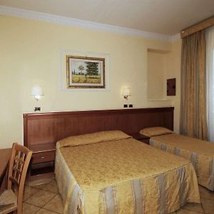 Large Triple Room