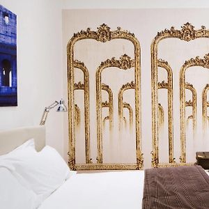 Economy King Room