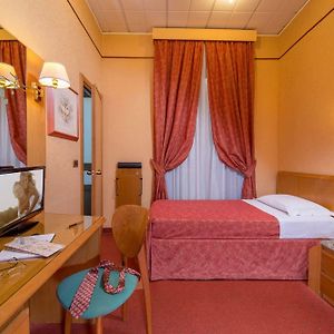 Classic Single Room