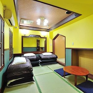 Japanese-Style Room