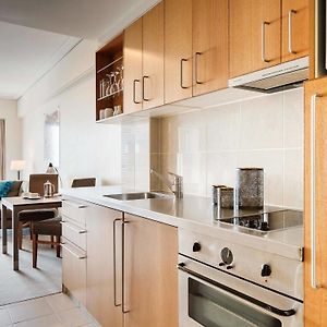 One-Bedroom Queen Suite