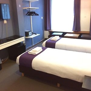 Economy Triple Room