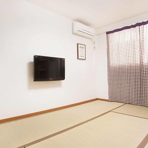 Japanese-Style Room