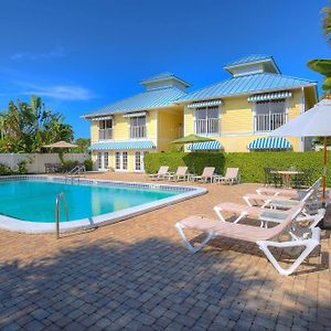 Naples Garden Inn