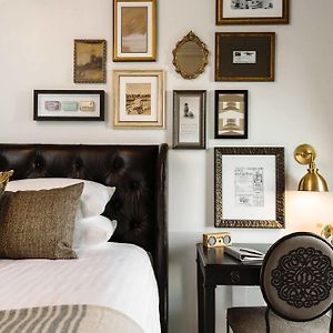 Classic Salle Two Queen Beds